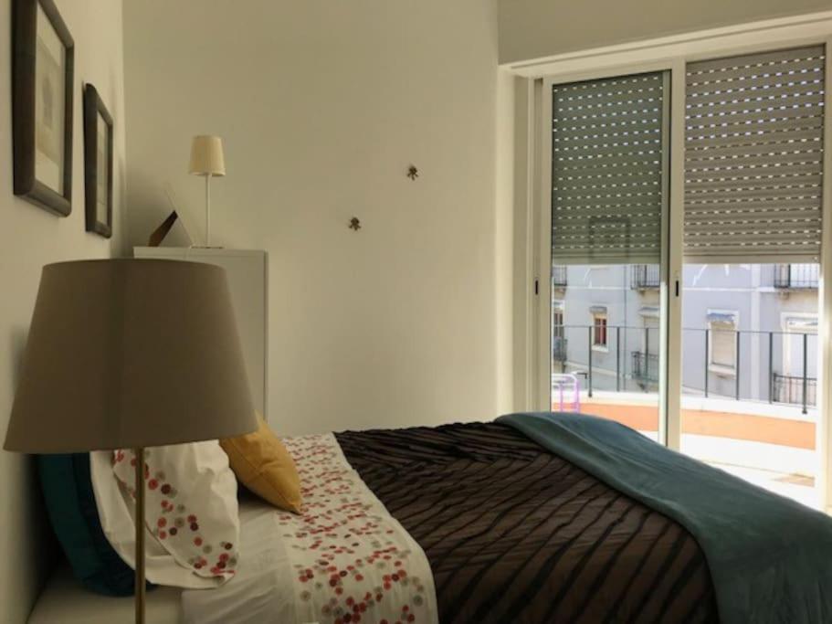 Cosy 2 Bedrooms Apartment In Arroios - Ssl 3A Lisbon Luaran gambar