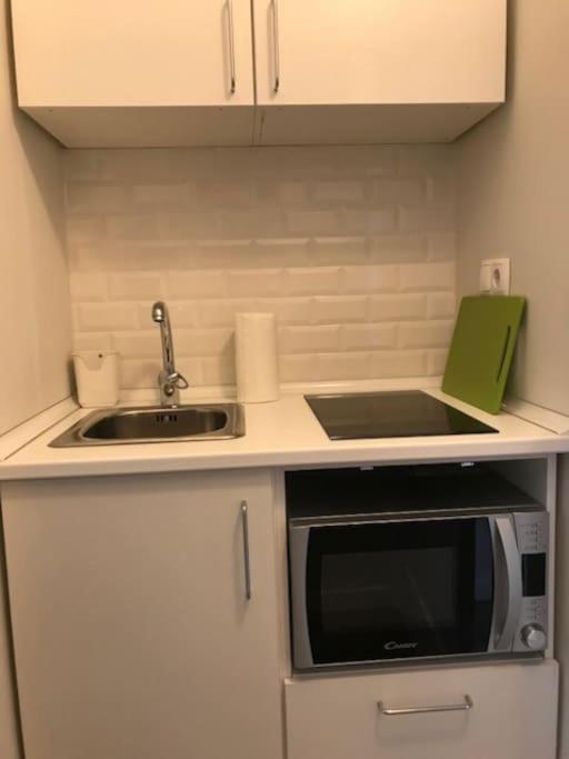 Cosy 2 Bedrooms Apartment In Arroios - Ssl 3A Lisbon Luaran gambar
