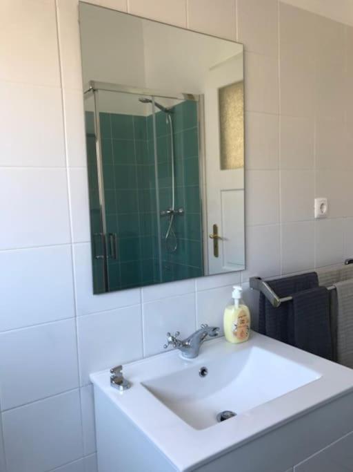 Cosy 2 Bedrooms Apartment In Arroios - Ssl 3A Lisbon Luaran gambar